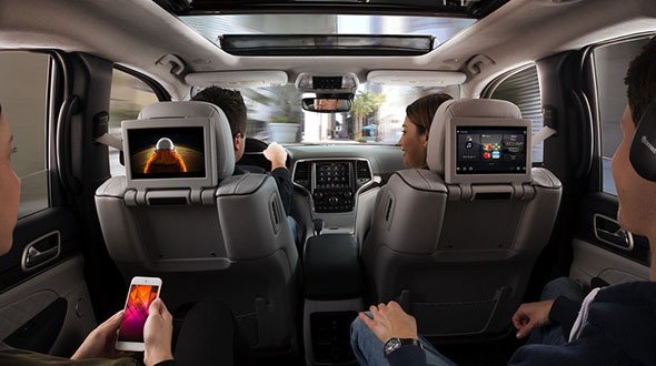 Jeep Grand Cherokee ПАНОРАМНИЙ ДАХ Jeep Grand Cherokee ПАНОРАМНИЙ ДАХ